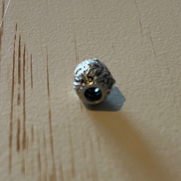 Pandora owl charm with green eyes - Picture 3 of 3